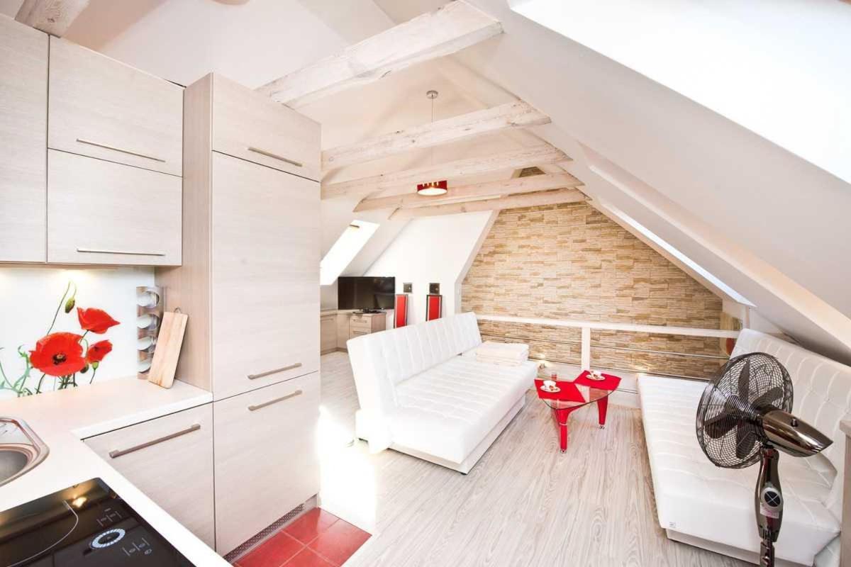 Dwupoziomowy Stylowy Apartament Przy Centrum Gdyni, Niedaleko Morza Gdynia Buitenkant foto